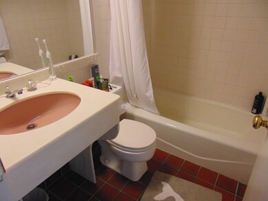 21 Charter St unit Suite 103, Boston, MA 02113 - photo 6