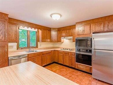 23 Emily Jeffers Rd, Randolph, MA 02368 - photo 4