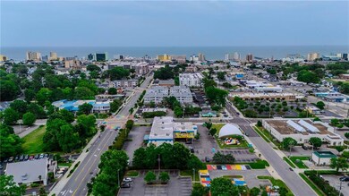 4 Blocks to the Oceanfront