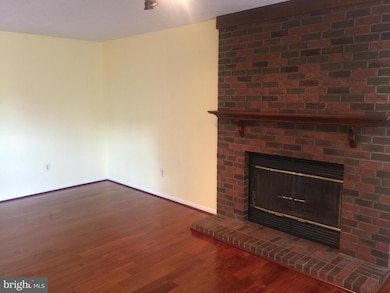 2107 Cross Trails Rd, Windsor Mill, MD 21244 - photo 4