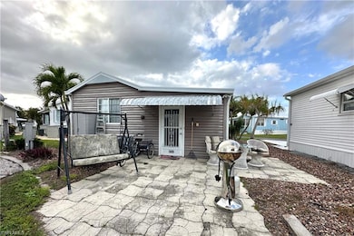 4711 Pilgrims Way W, Estero, FL 33928 - photo 4