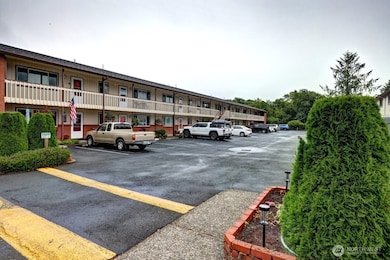 Seaview Condos. Building B Unit 8