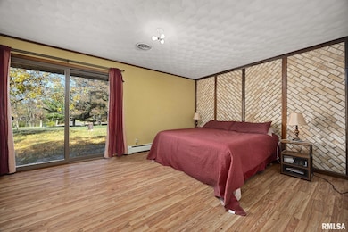 228 E Far Hills Dr, East Peoria, IL 61611 - photo 5