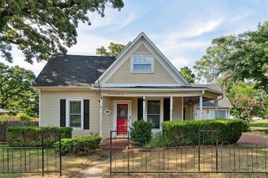 722 E 2nd St, Chandler, OK 74834 - photo 3