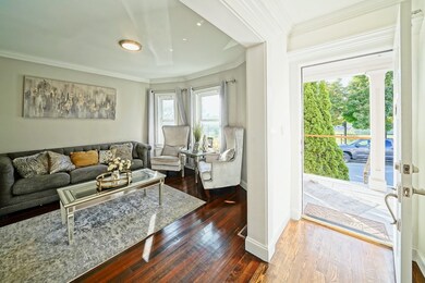 69 Swan St, Everett, MA 02149 - photo 3