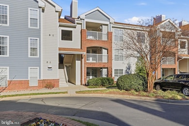 20963 Timber Ridge Terrace unit 103, Ashburn, VA 20147 - photo 2