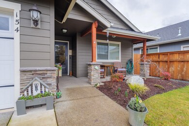 154SEBriggsWay-005