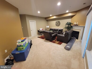 9750 Northern Lakes Ln, Laurel, MD 20723 - photo 3