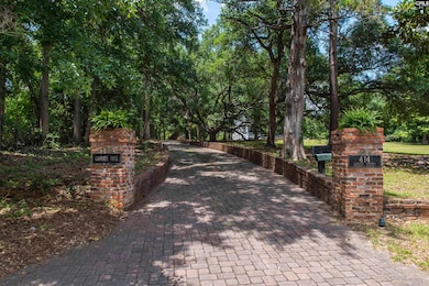 414 Greene St, Camden, SC 29020 - photo 2