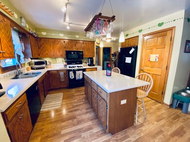 1695 Carthage Ct, Naperville, IL 60565 - photo 7