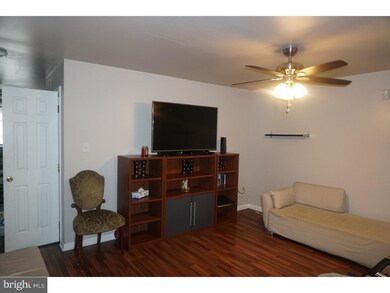 213 Bartlett St, Reading, PA 19611 - photo 5