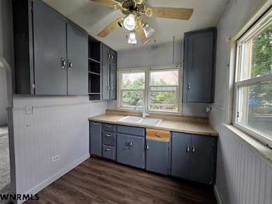 1806 Avenue G, Scottsbluff, NE 69361 - photo 7