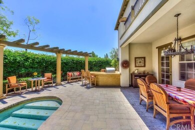 COVERED SITTING AREA, BBQ ISLAND