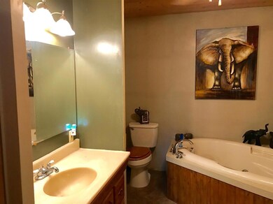 820 Potts Way, Grants Pass, OR 97526 - photo 7