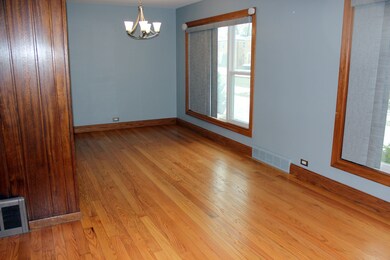 705 Norfolk Ave, Westchester, IL 60154 - photo 5