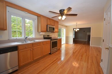 5 Tipperary Dr, Sutton, MA 01590 - photo 3