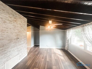 4915 Bales Rd, Toledo, OH 43613 - photo 7