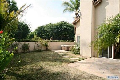 Do you love to entertain? Sprawling backyard offer