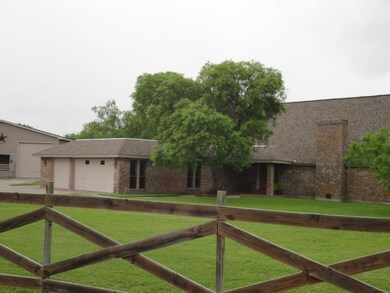 5469 Nesting Place, Robstown, TX 78380 - photo 2