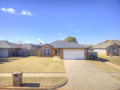 1913 New Haven Ct, Moore, OK 73160 - photo 3