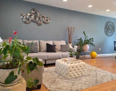 223 Hillside Ave, Piscataway, NJ 08854 - photo 3