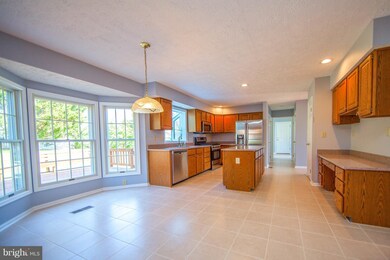 19524 Portsmouth Dr, Hagerstown, MD 21742 - photo 4