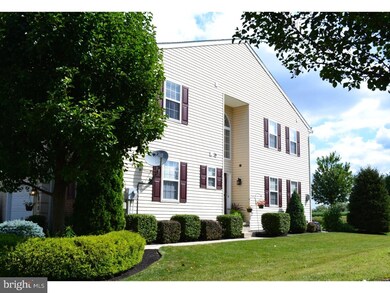 6833 Hunt Dr unit 692, Macungie, PA 18062 - photo 3