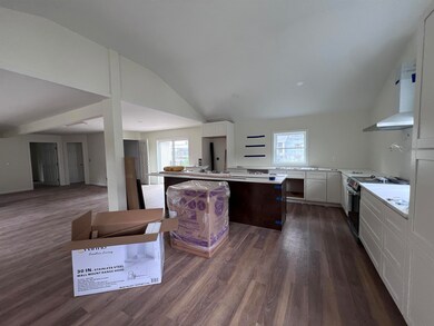 37 Clover St, Exeter, NH 03833 - photo 2