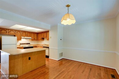 5705 Mason Bluff Dr, Burke, VA 22015 - photo 5