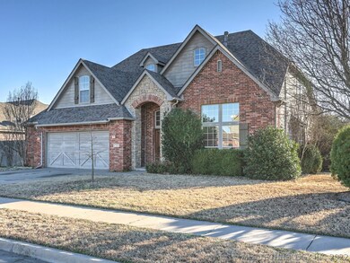 4709 S Narcissus Place, Broken Arrow, OK 74011 - photo 2