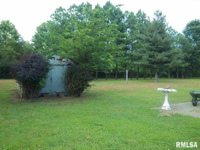 155 Jones Rd, Harrisburg, IL 62946 - photo 3