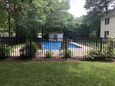 81 Highcrest Rd, Manchester, NH 03104 - photo 5