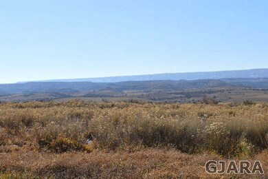 This 2.72-acre lot offers 360-degree views of the 