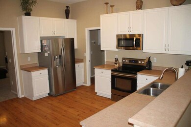 2670 E Michelle Way, Gilbert, AZ 85234 - photo 7