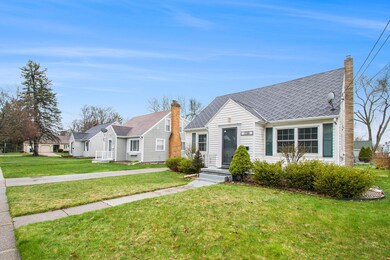 2706 Pattengill Ave, Lansing, MI 48910 - photo 3