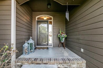 10940 W Hampton Lakes Ct, Maize, KS 67101 - photo 2