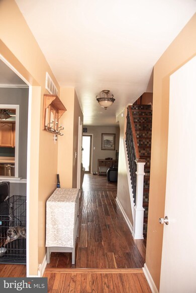 145 Bishop Dr, Aston, PA 19014 - photo 2