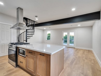 7016 Delesandri Dr, Hitchcock, TX 77563 - photo 6