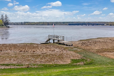 25 Rogers Point Dr_109