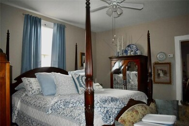 824 26 Weyer St, Gretna, LA 70054 - photo 4