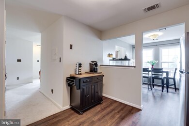 4015 Chetham Way, Woodbridge, VA 22192 - photo 4