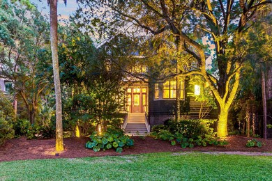 11 Falcon Point