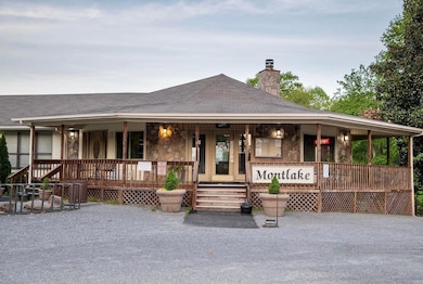 Montlake Clubhouse Pic