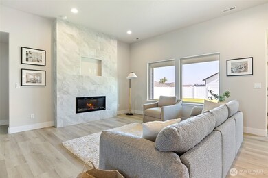 4208 W Sandy Ct, Moses Lake, WA 98837 - photo 6