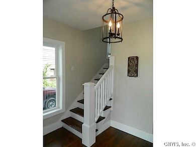Foyer.