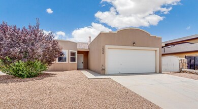 14236 Desert Sunset Dr, Horizon City, TX 79928 - photo 2