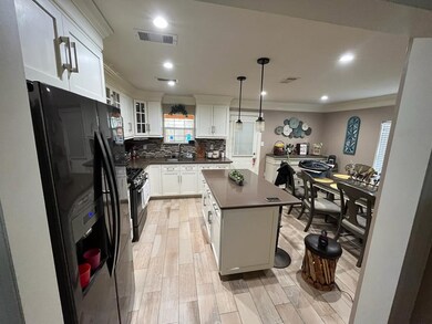 13358 Louisville St, Houston, TX 77015 - photo 5