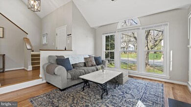 15051 Holleyside Dr, Dumfries, VA 22025 - photo 5