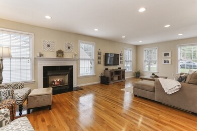 230 Daniels St, Franklin, MA 02038 - photo 5