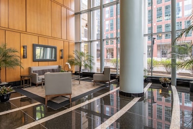 The Sterling unit 2601, Chicago, IL 60654 - photo 3